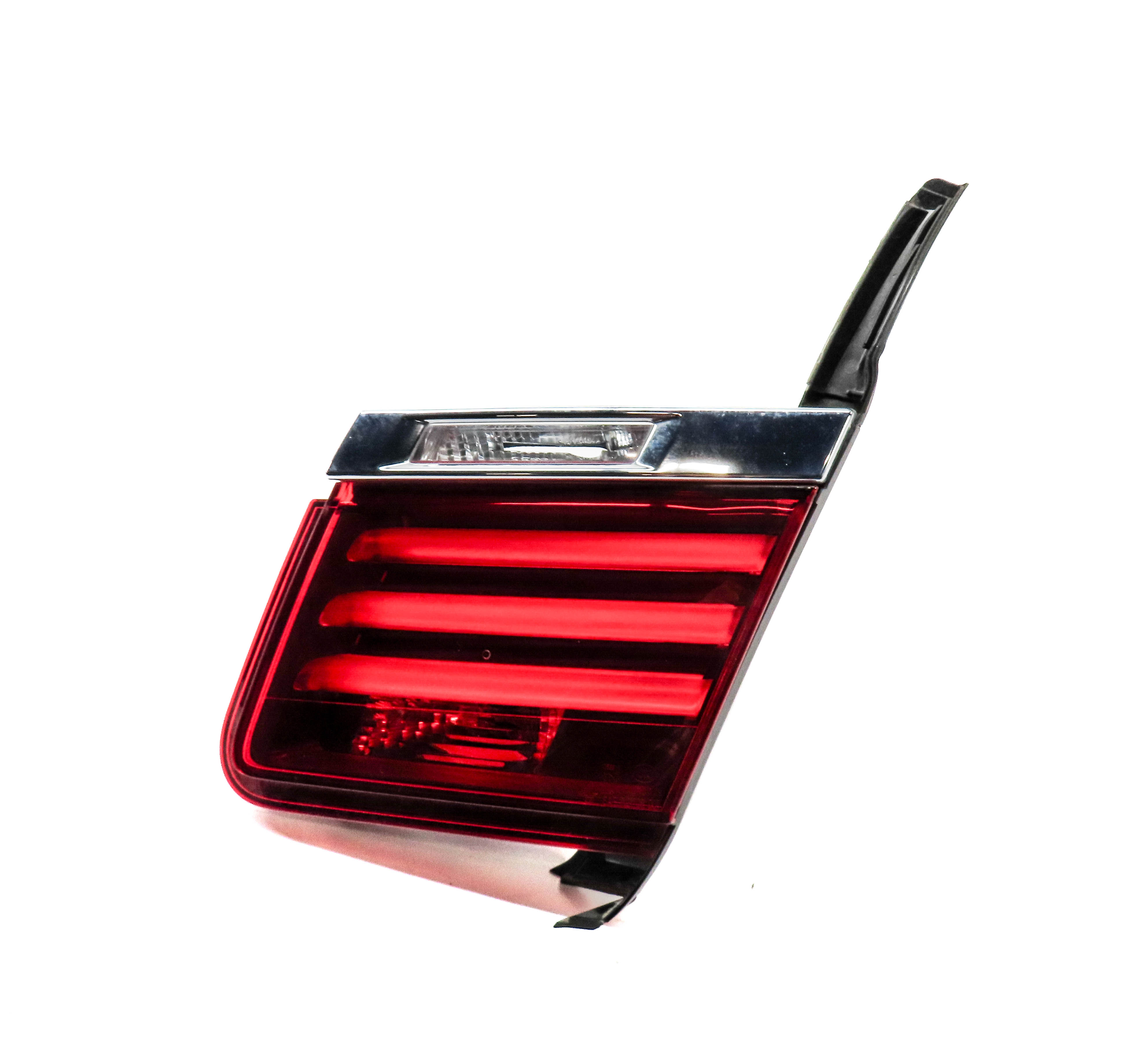 13-15 BMW 740i 750i 760i ACTIVEHYBRID-7 B7 (F01 F02 F04) RIGHT INNER TAILLIGHT — exact item pictured
